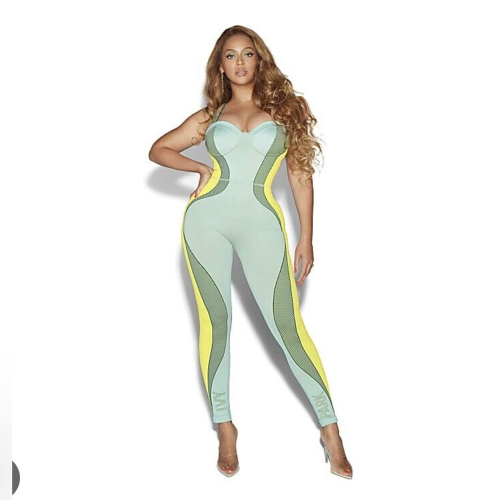 Ivy Park Knit Catsuit Green Collection. 100% AUTHENTIC SZ Med. Adidas X Beyoncé